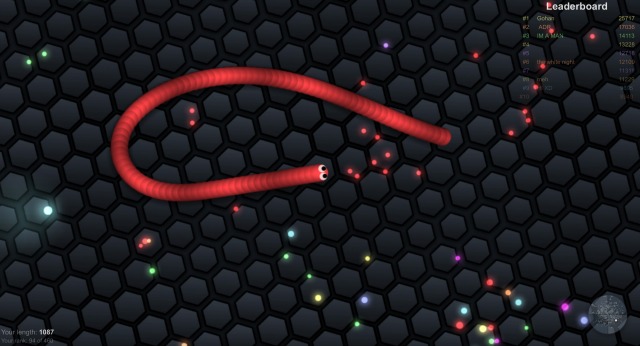 EATING BIGGEST SLITHER.IO SNAKES Destroying HUGE Snakes in Slitherio
